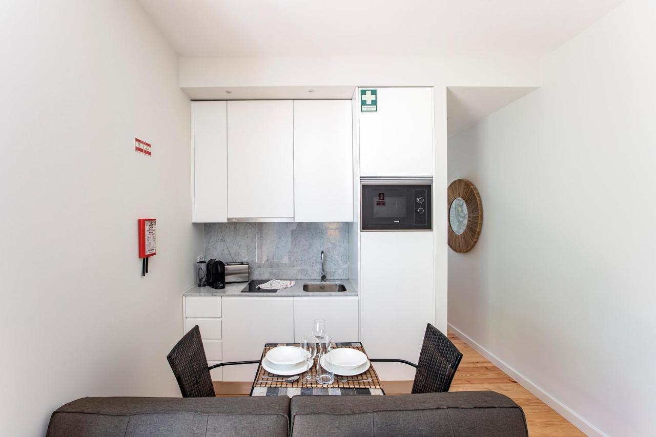 פורטו Central Studio W/ Pool, Ac & Patio By Lovelystay מראה חיצוני תמונה